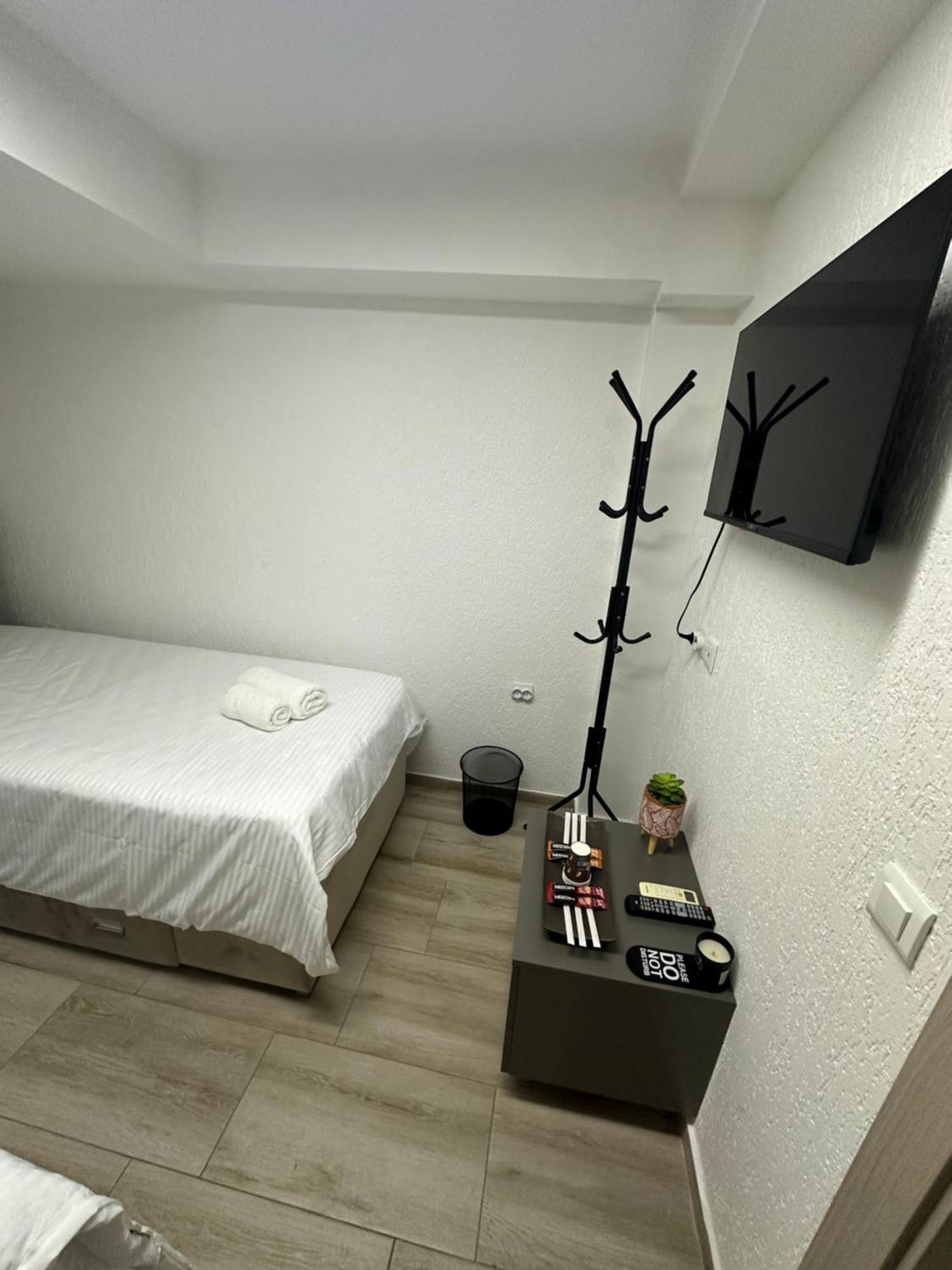 Next Rooms スコピエ エクステリア 写真